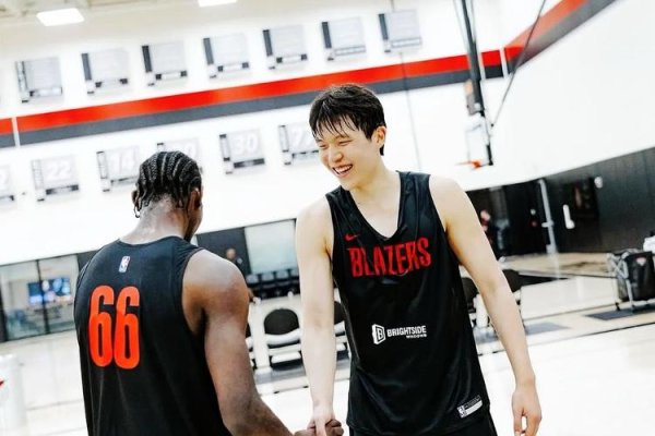 方圆之道 圆梦NBA|③ 为何是开拓者？16顺位选中杨瀚森，揭秘波特兰的中国球迷“老友记”
