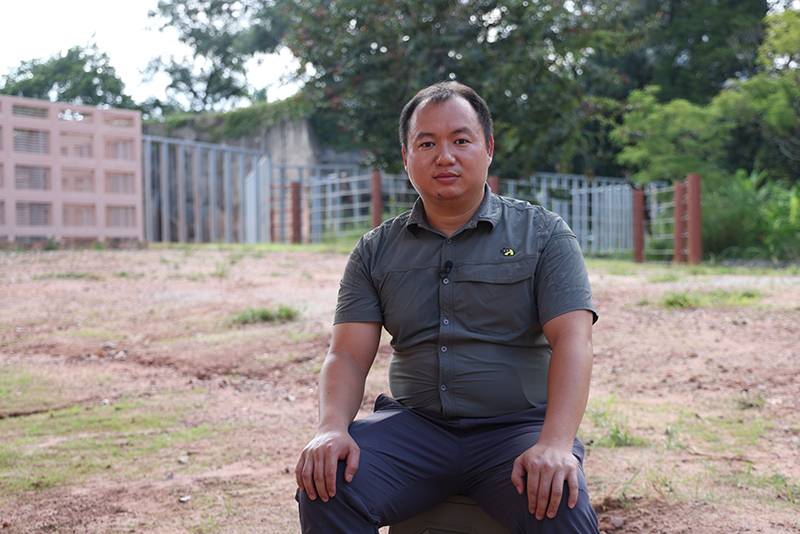 广州动物园的饲养班长麦洁文