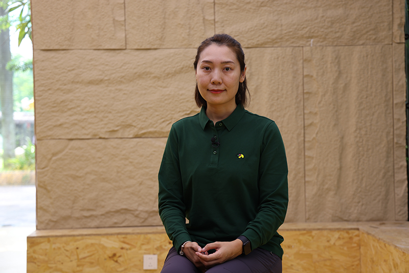 广州动物园科普教员何平莉